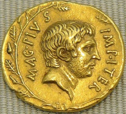 Dernier enfant de Pompée Le Grand. Né et grandit à Rome, dans l'ombre de mon père.
