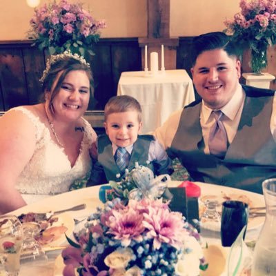 jan_eeea's profile picture. Mom first. Wife second. Ultrasound tech third.