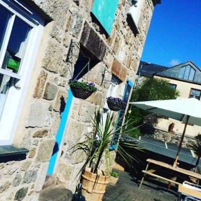 Come and visit us a Duke Street Cafe, Newlyn, Cornwall and enjoy a warm welcome, good coffee, breakfasts, lunches and homemade cakes. Open Mon-Sat 9:30-4