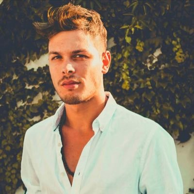 Twitter nuevo. 27. Periodista. Solo sé que no sé nada..