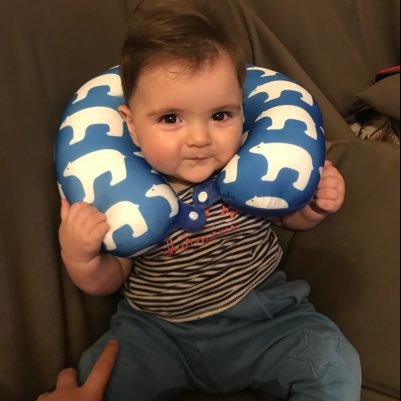 hovjan_'s profile picture. 