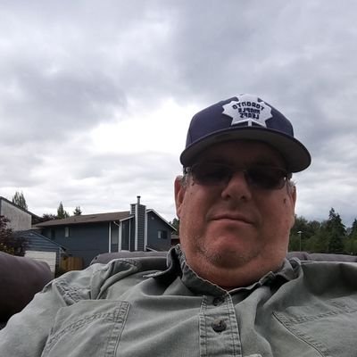 Loving life as a Leaf fan. 

Always interested in a good discussion. 
Views expressed here reflect my own opinions and thoughts only