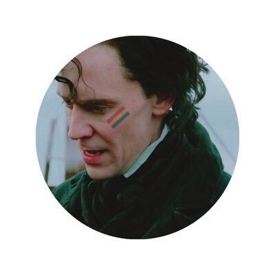 inventorborn's profile picture. ⠀ ⠀ *⠀⠀⠀ ❛. . . beauty of whatever kind, in its supreme development, invariably excites the sensitive soul to tears. @novelistborn is that beauty and more.❜