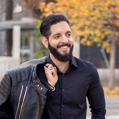 En Chile pero con el corázon en Venezuela.

https://t.co/ZVV4OwzKRz