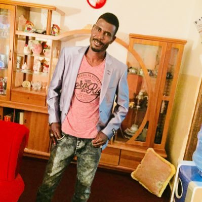 Z5zZvwKO0W0s9o5's profile picture. الحياه حلوة