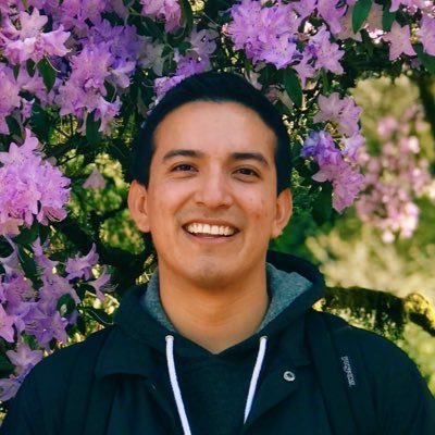 yonolopolis's profile picture. ✌️