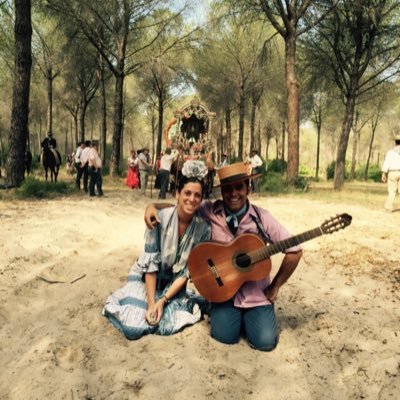 Siempre se está aprendiendo. Padre. Rocío. Música. San Bernardo. Ciudad de Sevilla