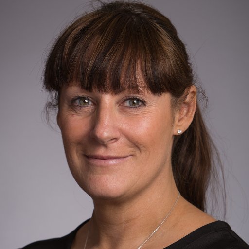PR / events / journalist by day & mother of two kids, 1 husband & 3 animals by night