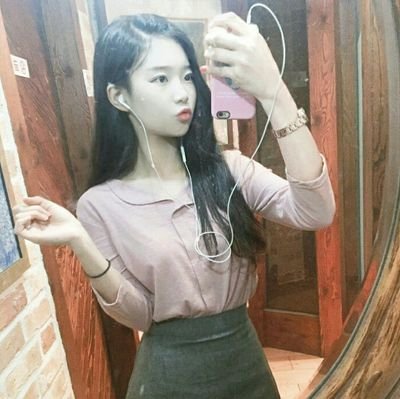 dnaKimChaeli's profile picture. 16 yaşında şirin bi velet 
      vampir/\su