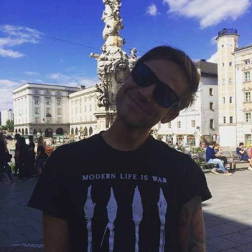JulJaindl's profile picture. software developer, IT-SEC student, daddy, passion for sports and punkrock.
interested in politics.
https://t.co/B4aZKqavRf