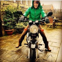 Alex (@alexrosie) 's Twitter Profile