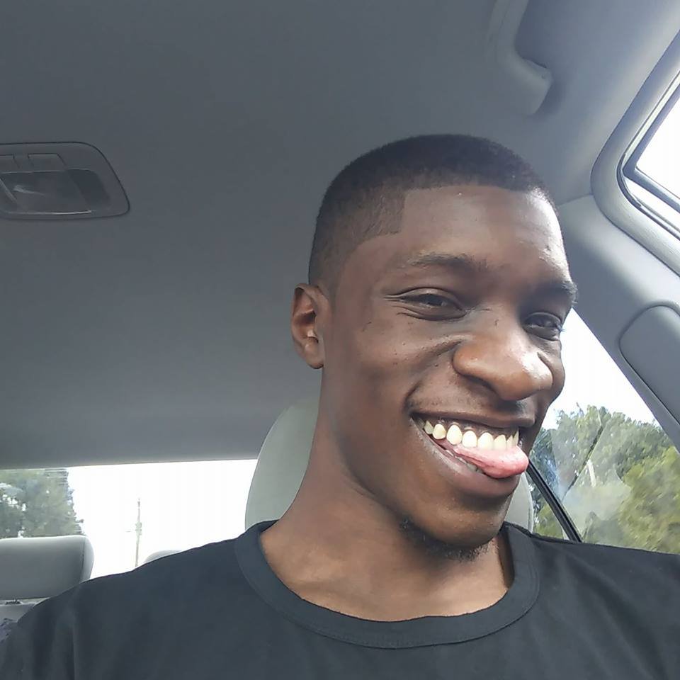 Chris Smith AKA Mr. Black AKA KingSmittyOG just another random black guy owner of BlackDaddyCams & BlackKingGaming 💪🏿
#BlackDaddyCams #BlackKingGaming #Gamer