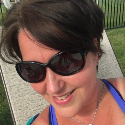 lindamac95's profile picture. Life is too short to drink bad wine!!