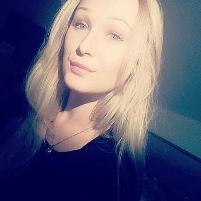 blaidd_drwg's profile picture. ~sometimes i live in a pineapple~
✌🌱🍍
// #AllBlackEverything ✴//

~...& into the forest I go, to lose my mind &find my soul...~🌳🍃😈