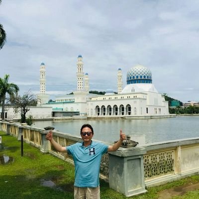 vision130415's profile picture. 기회는평등하고 과정은공정하고 결과는정의로울 나라같은 나라..