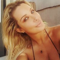 CHARIS B(@CharisB) 's Twitter Profile Photo