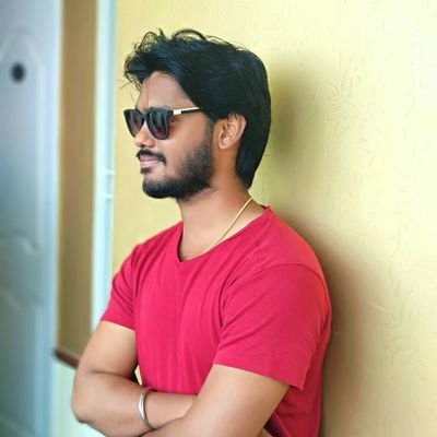 svijayabaskar's profile picture. வாழ்க்கையில் எந்த எதிர்பார்ப்பும் இல்லாமல் இயல்பாக வாழ நினைக்கும் சாதாரணமானவன்🤗 மனிதம் பழகுபவன்🙏தமிழம்🖤யுவன்❤️