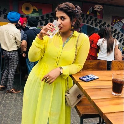 hello guys myself Priya Middha .i m a fashion designer and fashion stylist # owner and founder of ajeni era #brand name 👉🏻 AJENI ERA # designerpriyamiddha