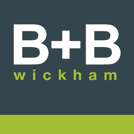 B+B Wickham Hotel, Bar and Bistro offers comfortable accommodation, a mouth-watering Bistro style restaurant, pool table, private bar and Sky Sports.