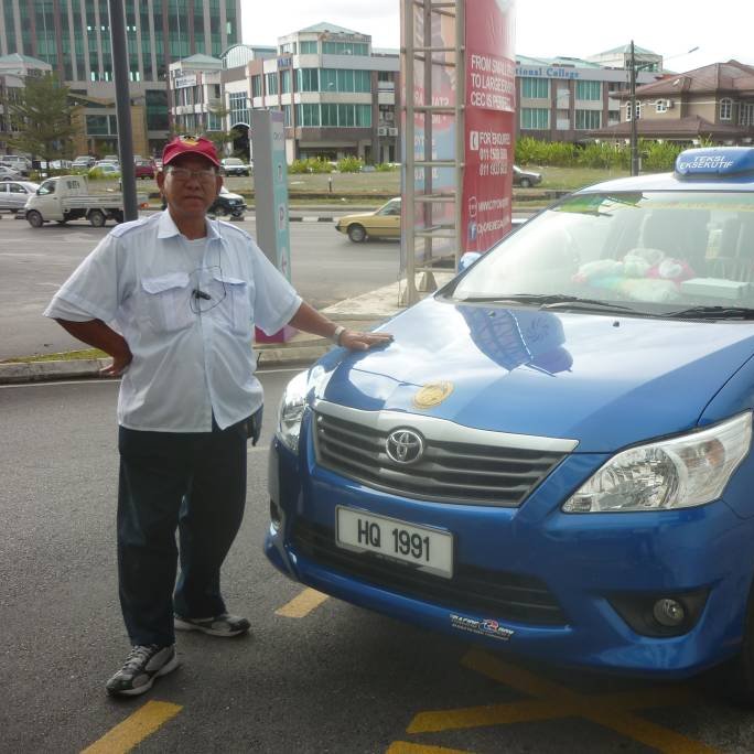 My name is Mohd. Jafa, normally people call me Mr. Jafa,
I am a Chinese Muslim taxi driver, Currently am staying and working around Taxi 6 Seat & Tour Service.