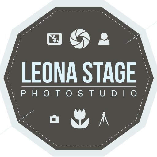 Leona Stage