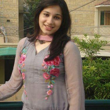 Aliaa27828485's profile picture. فاكرين ايام زمان لما كنا بنام بليل ...💔🚶‍♂️