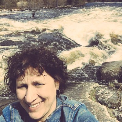 River Rat, Geographer. Loves the natural environment & night sky. On 45th parallel, mixed deciduous/coniferous forest. 4 seasons -30c to 30c