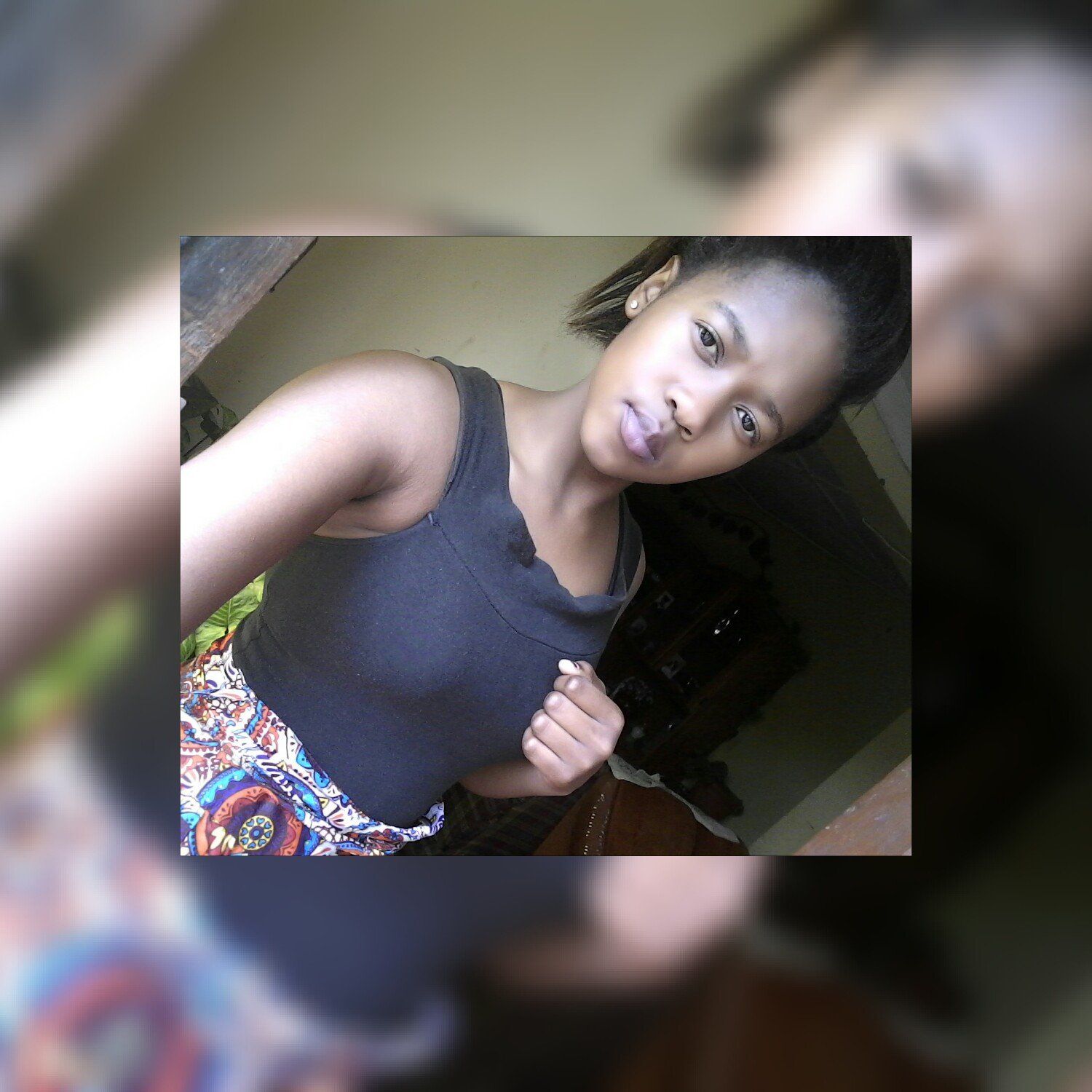 nimo76156076's profile picture. Extroverted Introvert💕
Loud😻💎
Godfearing Kiid✊💞