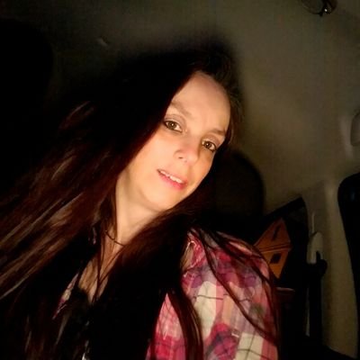 jenn_covert's profile picture. keeping it real