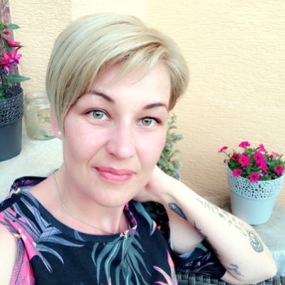 sziroviczamart1's profile picture. 