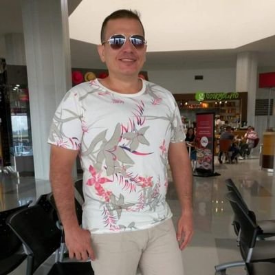 Yo soy un hombre amoroso, libre y abundante!