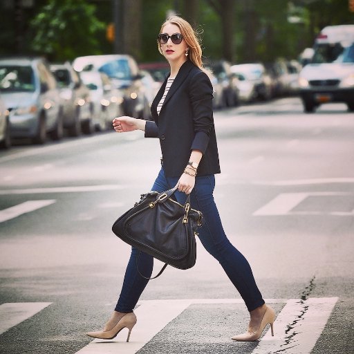 wardrobe stylist: personal and brand. Finder of things boss.