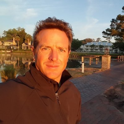 mollyvwg's profile picture. I love country music