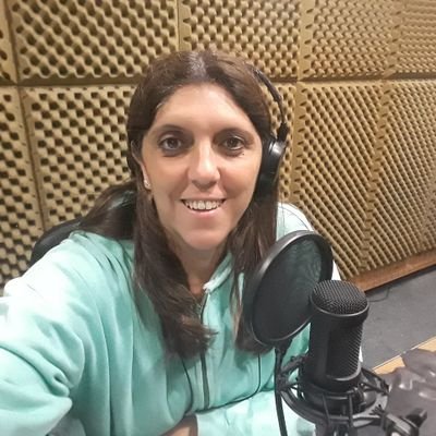 Periodista integral especializada en deportes. Trabajo en Mesa Deportiva Am 1600 Radio Armonía. Mamá, esposa, amiga. Amo la vida!!❤ Soy del 41%