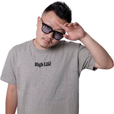 Head Bad Info On Twitter 大阪泉州出身の若手レゲエアーティスト 岸和田生まれの異端児こと Head Bad の公式インフォメーションアカウントです ダンス出演情報 リリース情報などを随時更新します Twitter