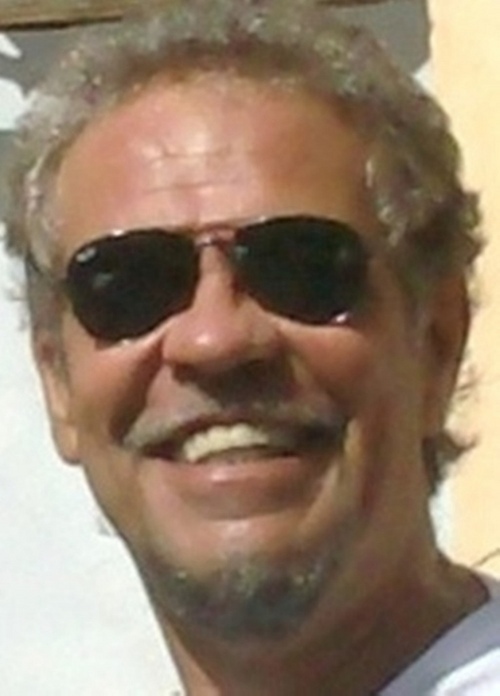 Albenisio's profile picture. Jornalista, poeta e compositor. Escreve sobre cultura, política e urbanidades, sob o signo da contemporaneidade.