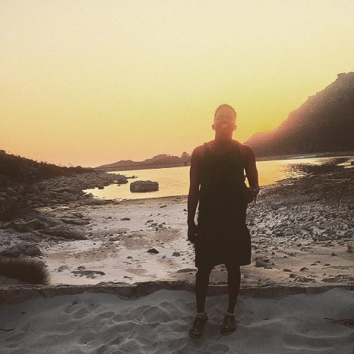 LMdladla's profile picture. Social Media Coordinator @hollywoodbets        
PT #Photography 📷
#Marathon  Mileage ⬆️👟

Moving the light into dark places |
Elevation 🙏🔴