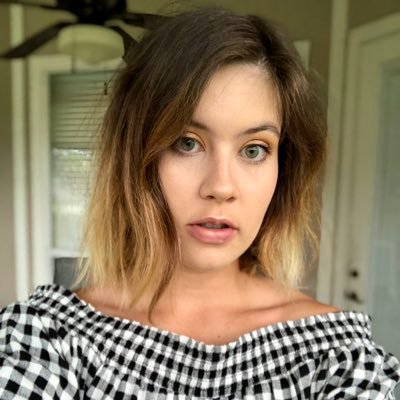 soarinlauren922's profile picture. walking in victory. // instagram: soarinlauren922