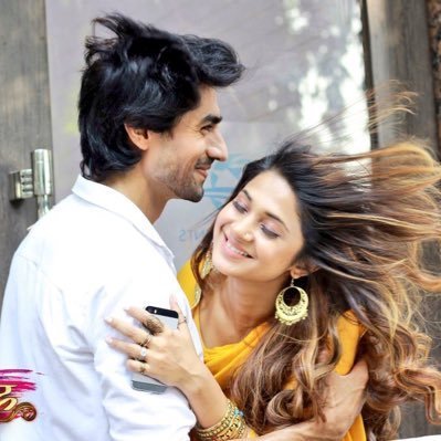 BepannaahC's profile picture. Stanning Harshad and Jennifer in Bepaannah as Aditya and Zoya!
😍❤