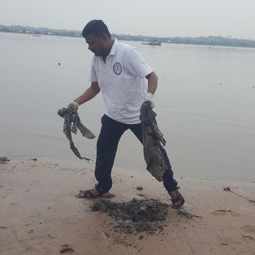 Plant & Animals Welfare Society–Mumbai is an NGO founded in 2002 by likeminded youth who wanted to work in the field of animal welfare & environment protection.