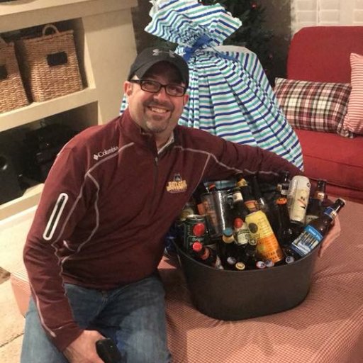 djkelly_3's profile picture. Family man and Northwestern grad!!!