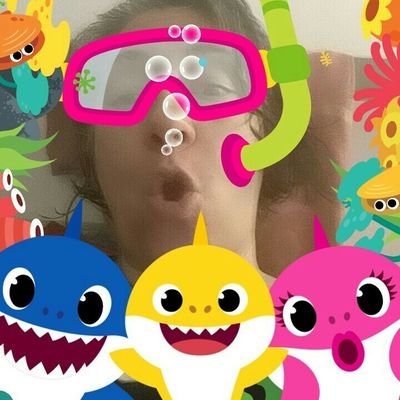 Elaski2's profile picture. I wear rainbow socks cause I'm a unicorn.