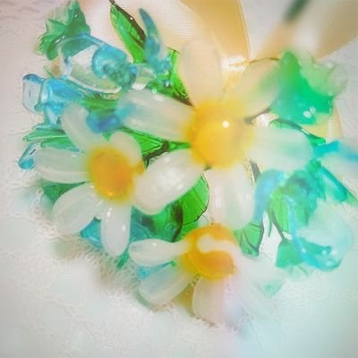 おもち V Twitter イクノが寿命を延ばす研究に尽力した結果出産できる人の母数が増えたわけだからクロロフィッツの花 言葉でもある子孫繁栄はイクノがもたらしたといっても過言ではないのでは そしてフトシも皆に美味しいパンを食べさせてるから実質子孫繁栄