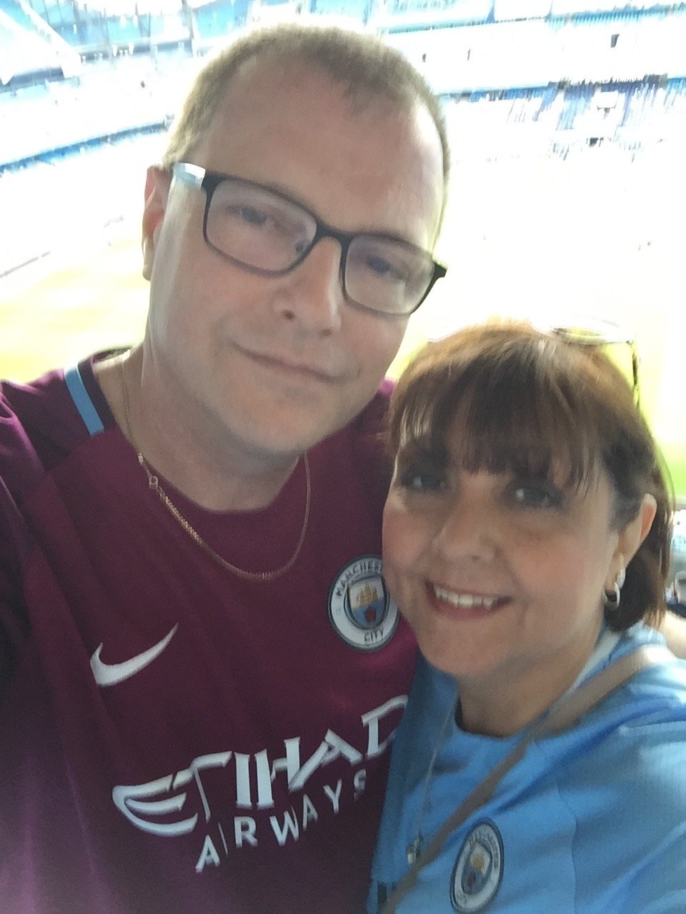 Man City fan, season ticket holder. Diagnosed April ‘18 with Stage 4 bowel cancer confirmed terminal Oct ‘18 😢. Making the most of time left. Fellow Ostomate.