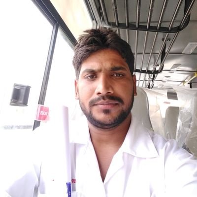 madanmo07955233's profile picture. In Love