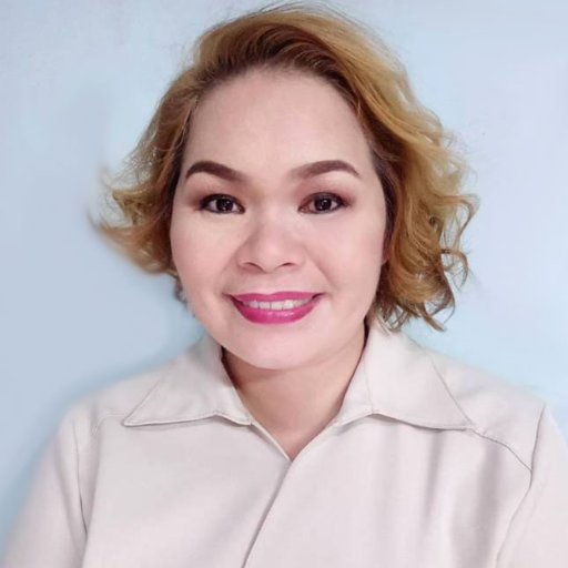 roxylorie's profile picture. Funny, happy, and love it