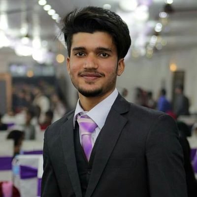 ✨ Alhamdulillah😇
✨ Born to be #travel🛳️  #code ⌨️
✨    #UMT 🎓
✨ Proud Muslim 😇
✨ Fitness Freak💪
✨ Music lover🎶