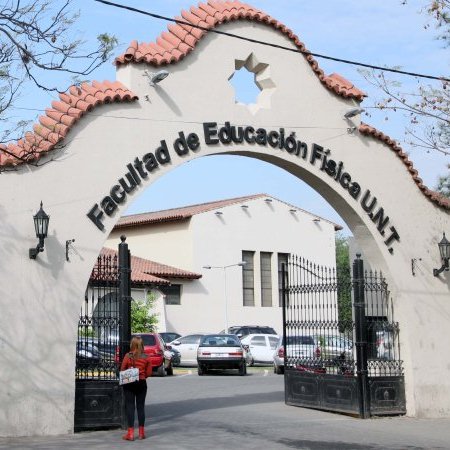 Twitter Oficial de la Facultad de Educación Física - Departamento de Comunicación y Relaciones Institucionales