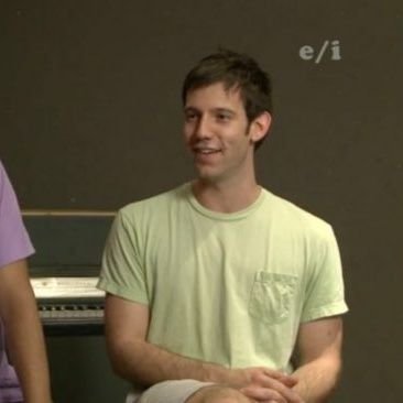 robcantorbot's profile picture. really just trying our best out here