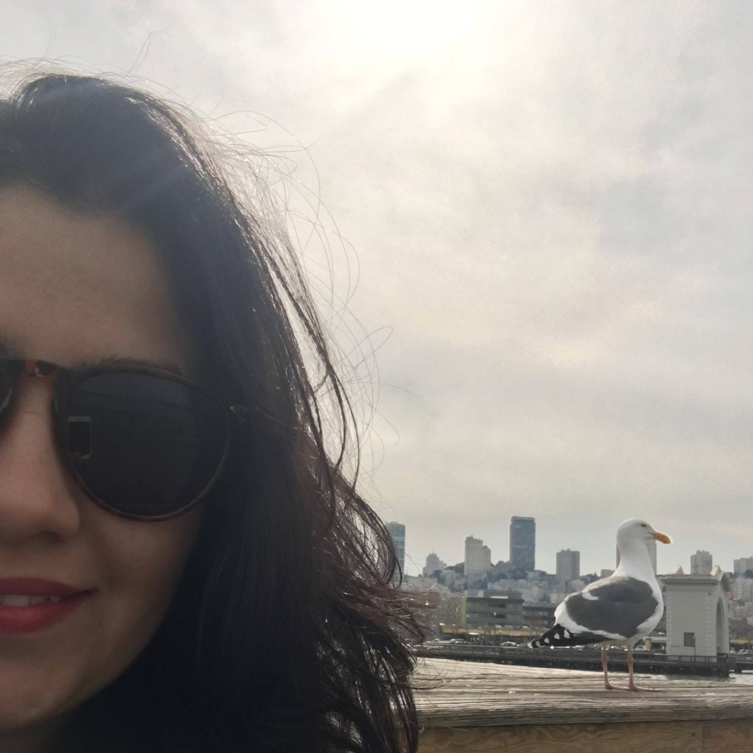 DeeyahV's profile picture. 